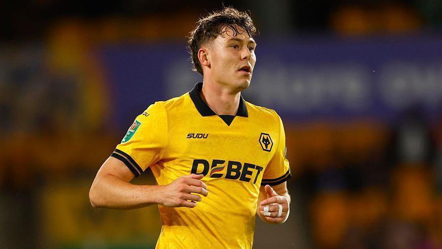 Οι Wolves απορρίπτουν προσφορά της Leeds για τον Jorgen Strand Larsen