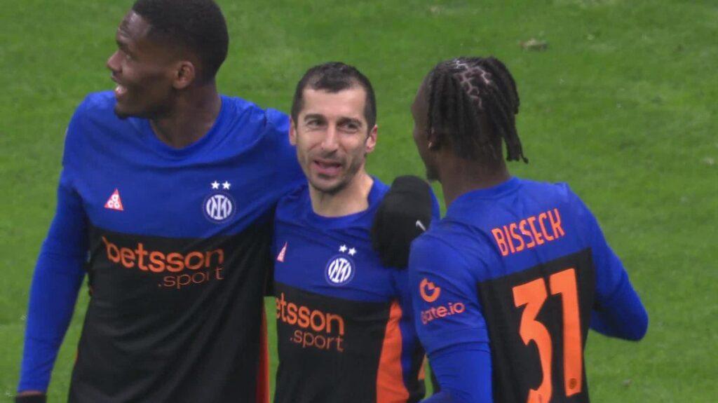 Ίντερ – Πίζα 6-2 : Εντυπωσιακή ανατροπή από το 0-2 και οι νερατζούρι ξεφεύγουν ξανά στην κορυφή