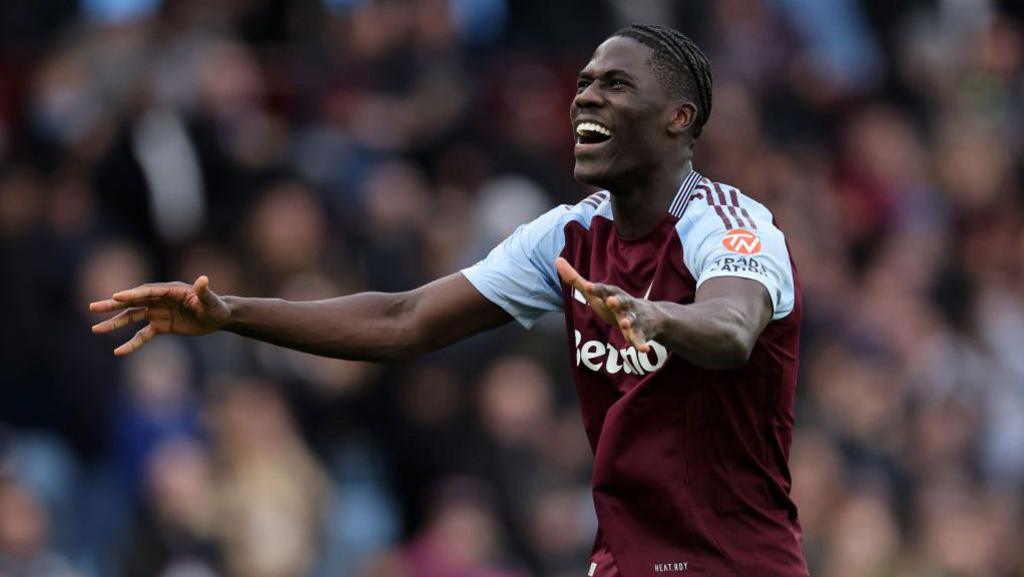 Η Manchester United εξετάζει την απόκτηση του Amadou Onana