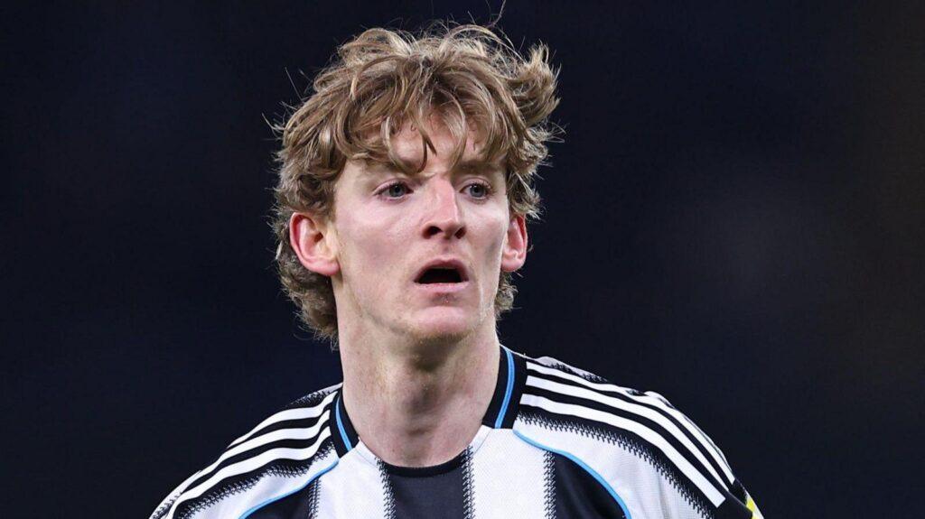 Η Newcastle θέτει τιμή για τον Anthony Gordon ενόψει Bayern Munich