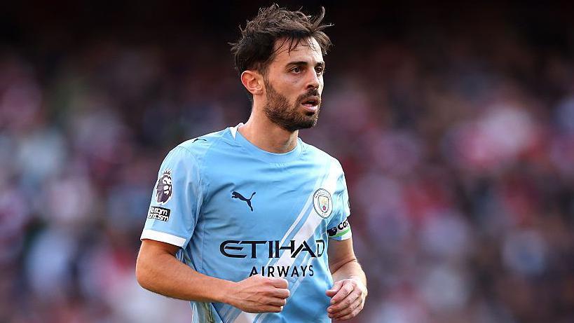 Ο βοηθός του Pep Guardiola αφήνει να εννοηθεί ότι ο Bernardo Silva αποχωρεί από την Manchester City το καλοκαίρι